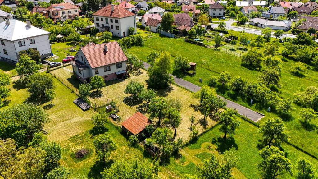 Foto inzerátu Prodej, rodinný dům 7+2 200 m2,  Lukov u Zlína