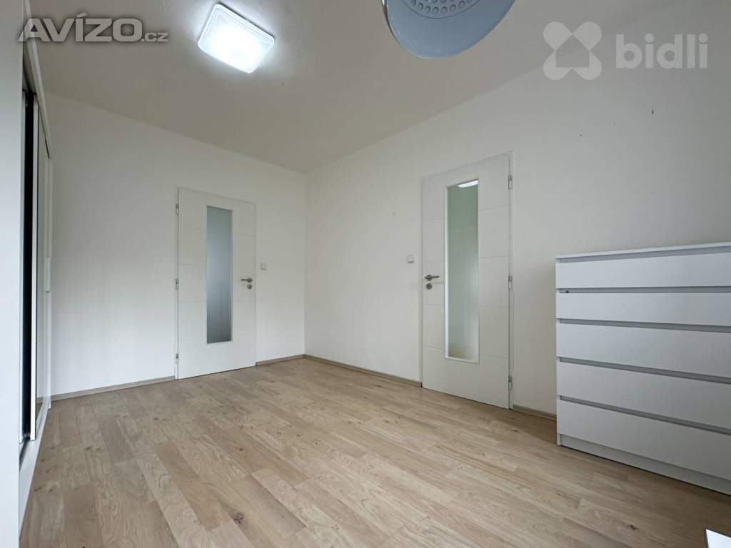 Foto inzerátu Prodej bytu 2+1 s balkonem, Malá Plynární, Praha 7 - Holešovice