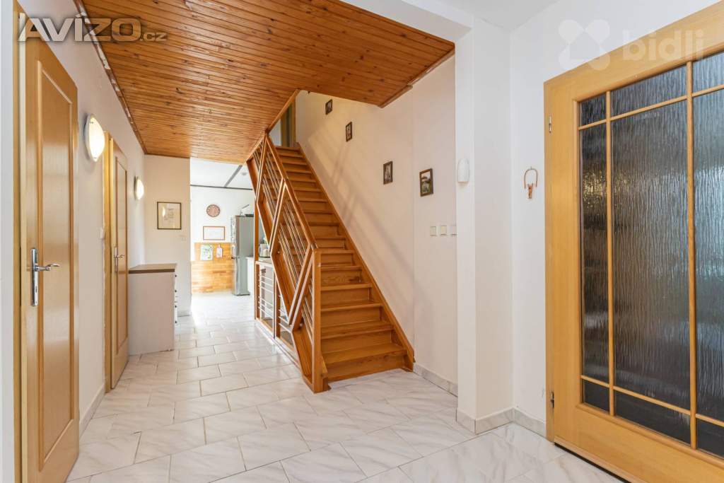 Foto inzerátu Prodej exkluzivního rodinného domu 6+1 v žádané lokalitě Zvole u Prahy, plocha 210 m2, zahrada 735 