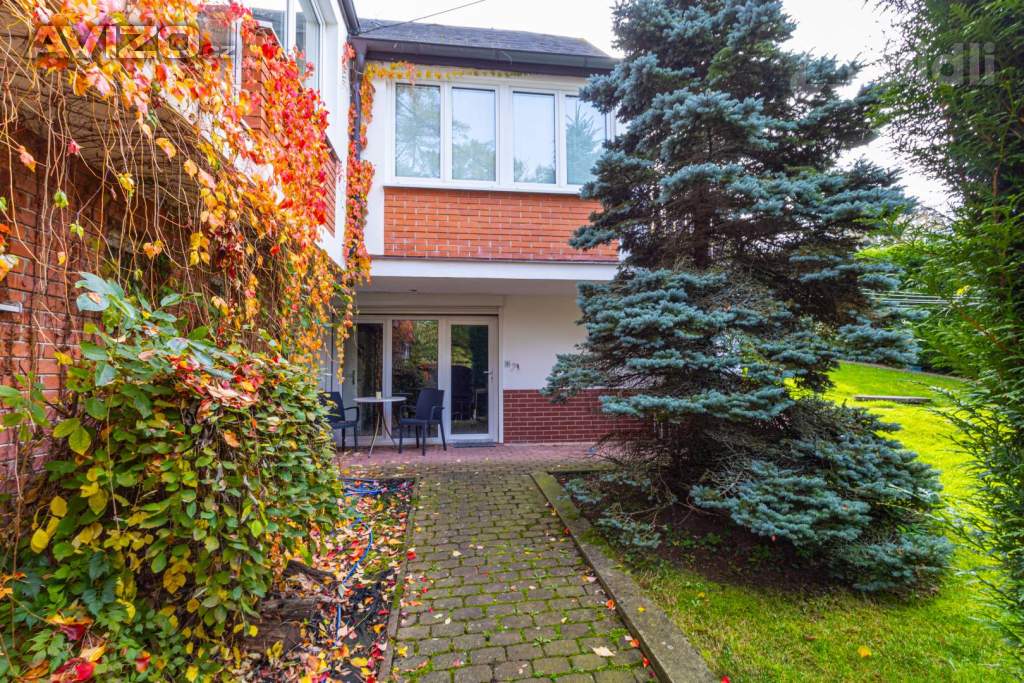 Foto inzerátu Prodej exkluzivního rodinného domu 6+1 v žádané lokalitě Zvole u Prahy, plocha 210 m2, zahrada 735 