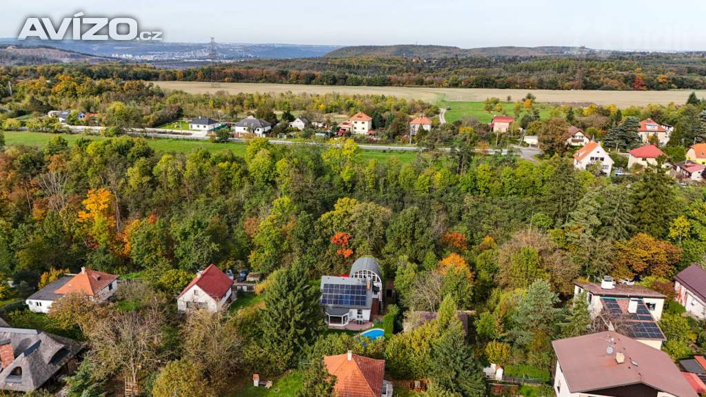 Foto inzerátu Prodej exkluzivního rodinného domu 6+1 v žádané lokalitě Zvole u Prahy, plocha 210 m2, zahrada 735 