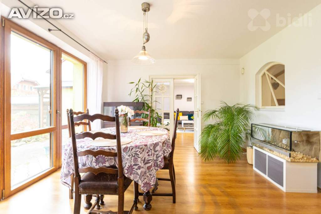 Foto inzerátu Nízkoenergetický rodinný dům 6+1 v klidné části Mohelnice