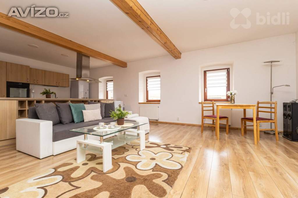 Prostorný dům s dílnou a stodolou - Sedlec u Vysokého Mýta