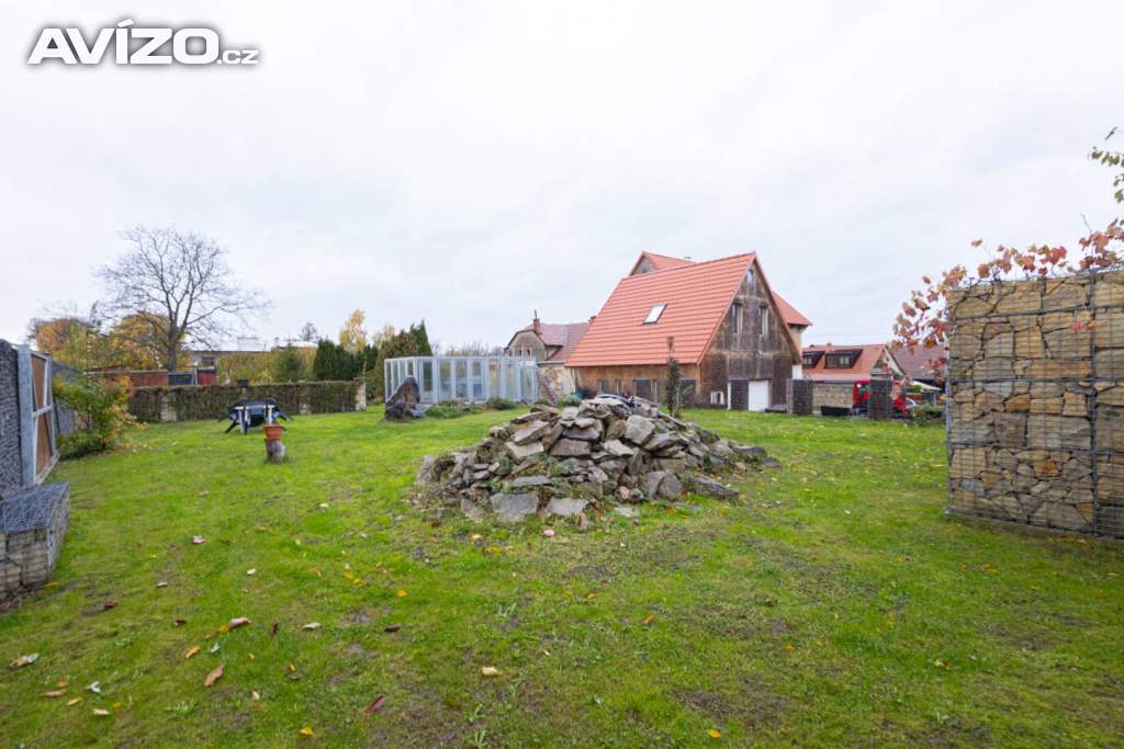 Foto inzerátu Prostorný dům s dílnou a stodolou - Sedlec u Vysokého Mýta