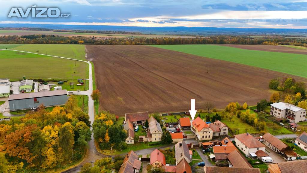 Foto inzerátu Prostorný dům s dílnou a stodolou - Sedlec u Vysokého Mýta