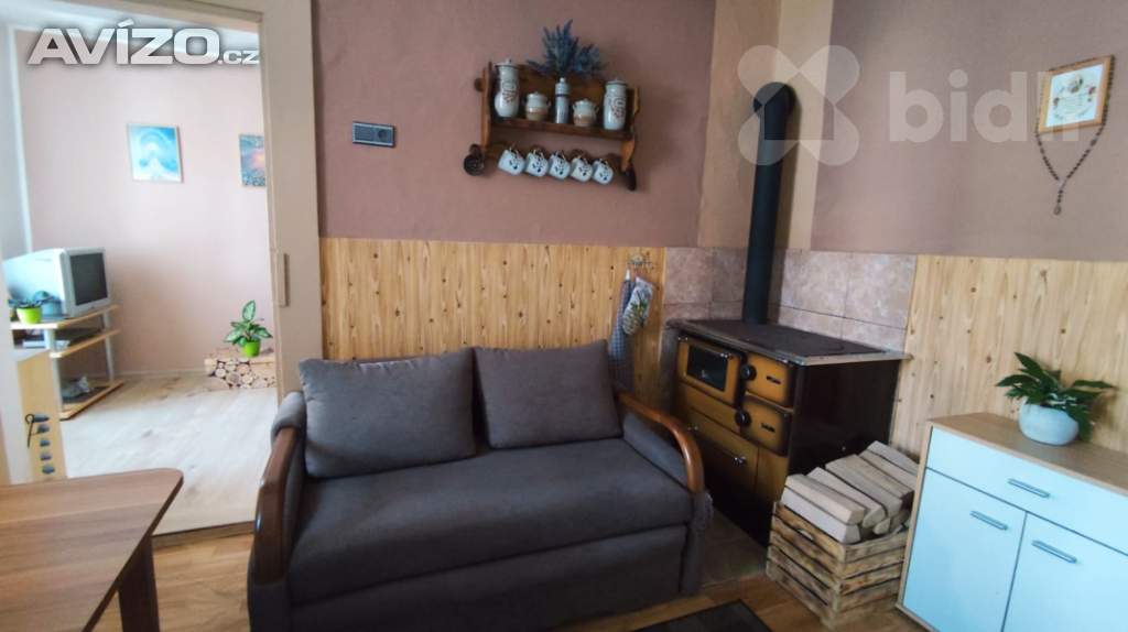 Foto inzerátu Prodej, RD 90 m2 se zahradou, Lukov