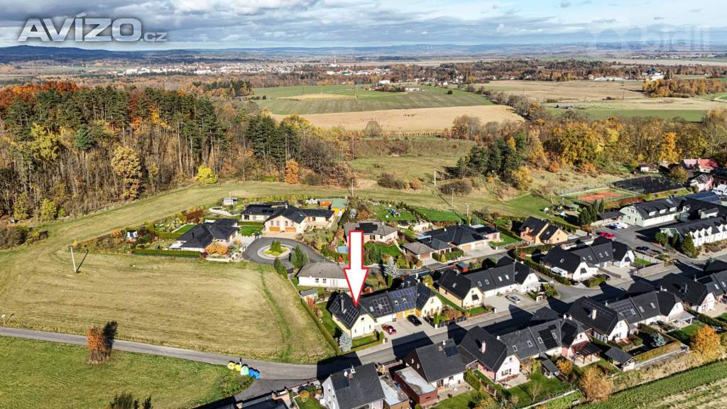 Moderní rodinný dům 5+kk s fotovoltaikou, bazénem a chytrou domácností - Komorní Dvůr