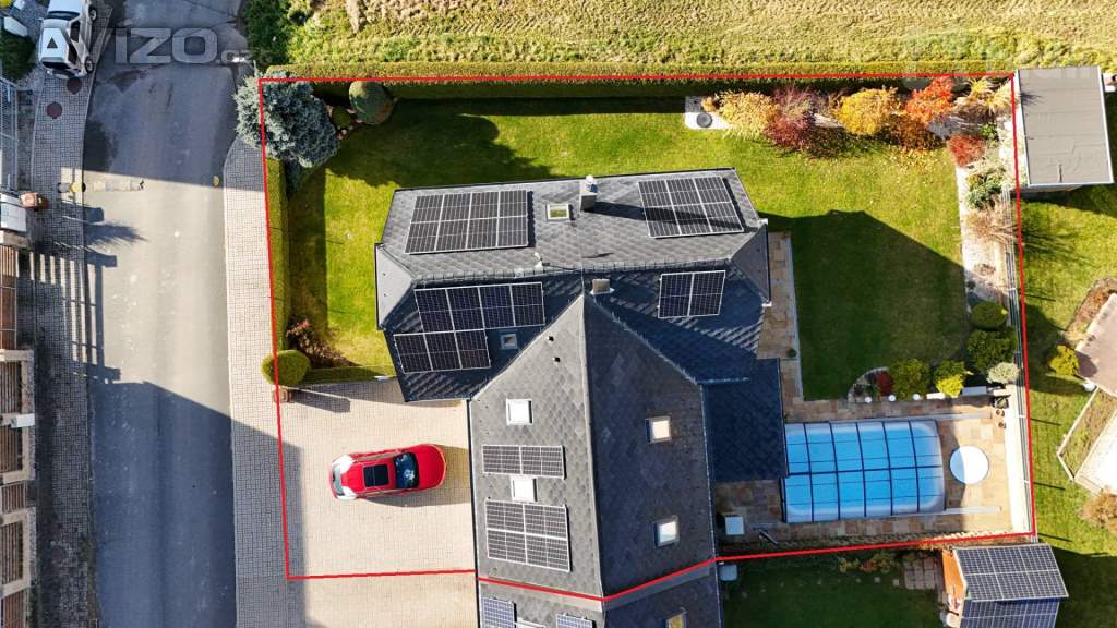 Foto inzerátu Moderní rodinný dům 5+kk s fotovoltaikou, bazénem a chytrou domácností - Komorní Dvůr