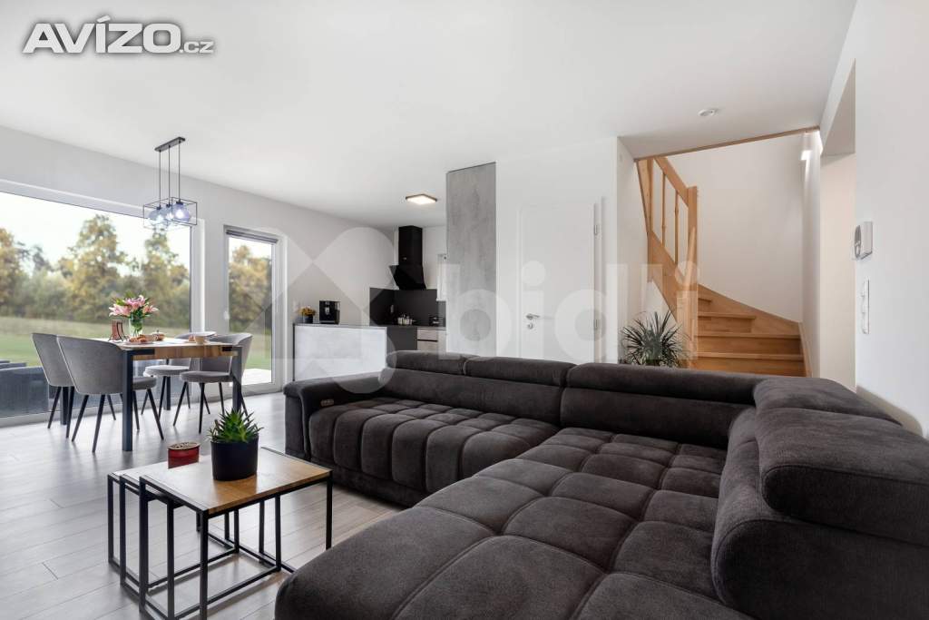 Foto inzerátu Prodej novostavby rodinného domu 5+kk, 108 m2, pozemek 379 m2, Pardubice - Doubravice