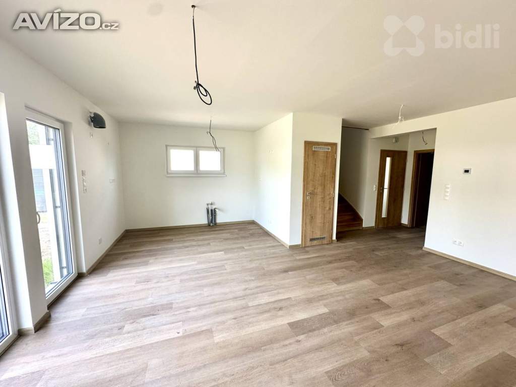 Foto inzerátu Prodej novostavby rodinného domu 5+kk, 108 m2, pozemek 379 m2, Pardubice - Doubravice