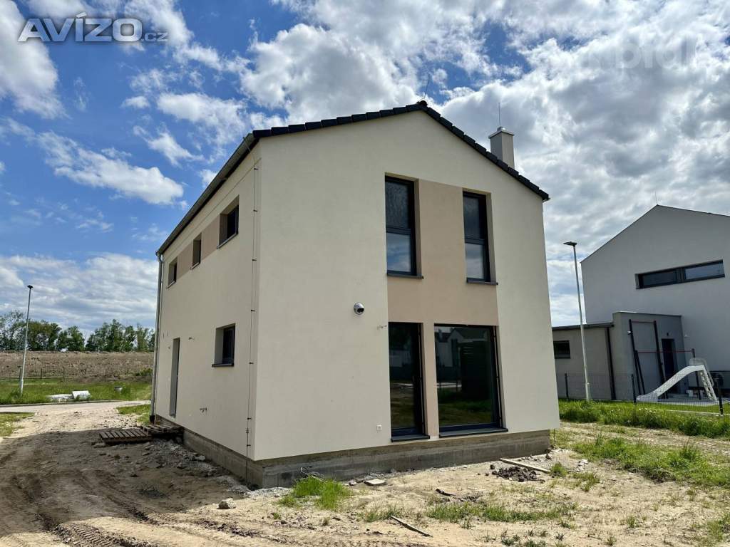 Foto inzerátu Prodej novostavby rodinného domu 5+kk, 108 m2, pozemek 379 m2, Pardubice - Doubravice