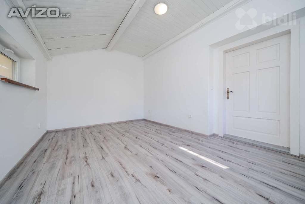 Foto inzerátu Prodej rodinného domu 82m², pozemek 777 m², Třinec