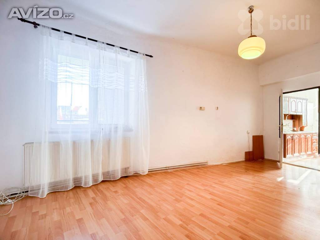 Foto inzerátu Prodej bytu 3+1 v rodinném domě ze zahradou 158m2