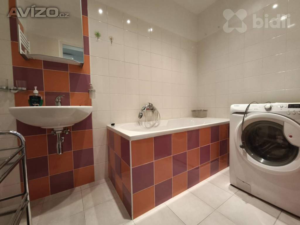 Foto inzerátu Pronájem bytu 2+kk, 51m², Vršovice