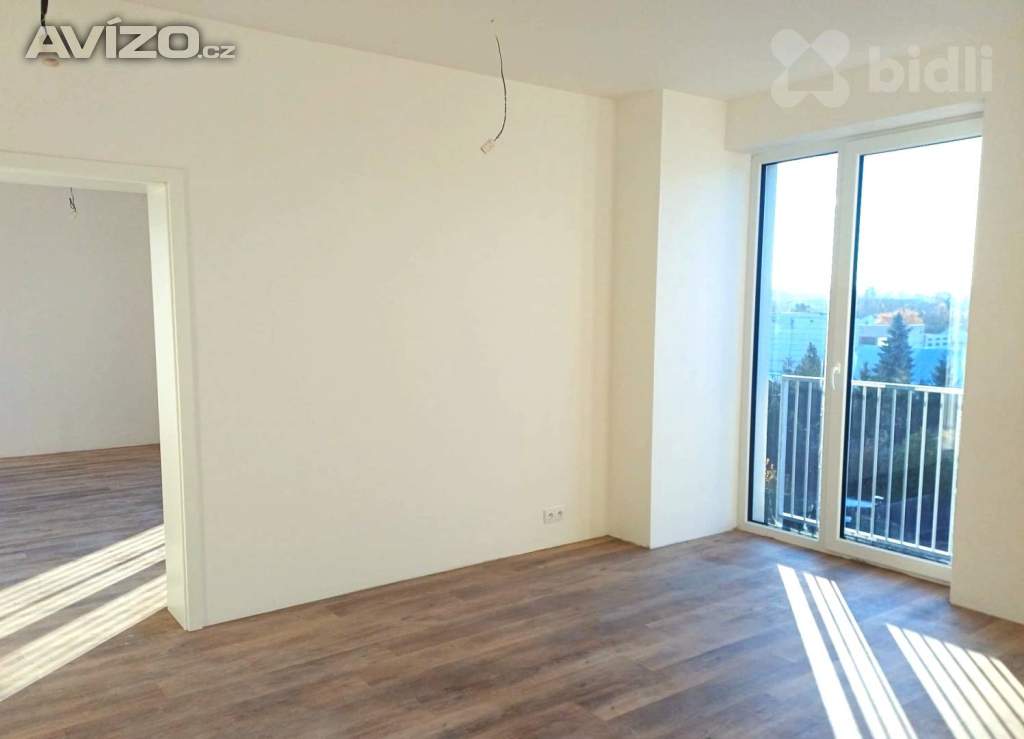 Foto inzerátu Atraktivní investiční byt 2+kk s balkony v Českém Brodě