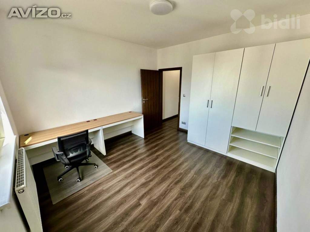 Foto inzerátu Pronájem bytu 3+KK - mezonet 75 m2 + 2 balkóny s možností vlastního venkovního parkování