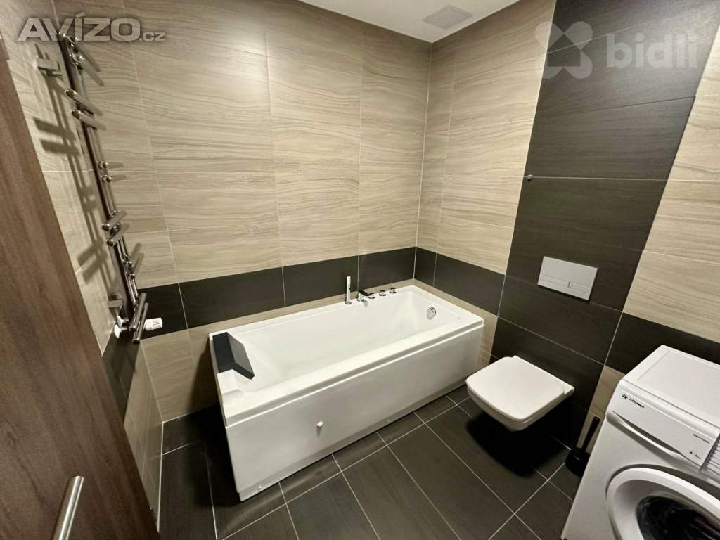 Foto inzerátu Pronájem bytu 3+KK - mezonet 75 m2 + 2 balkóny s možností vlastního venkovního parkování