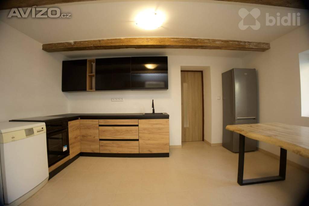 Foto inzerátu Rodinný dům se zahradou - ideální pro trvalé bydlení i rekreaci.