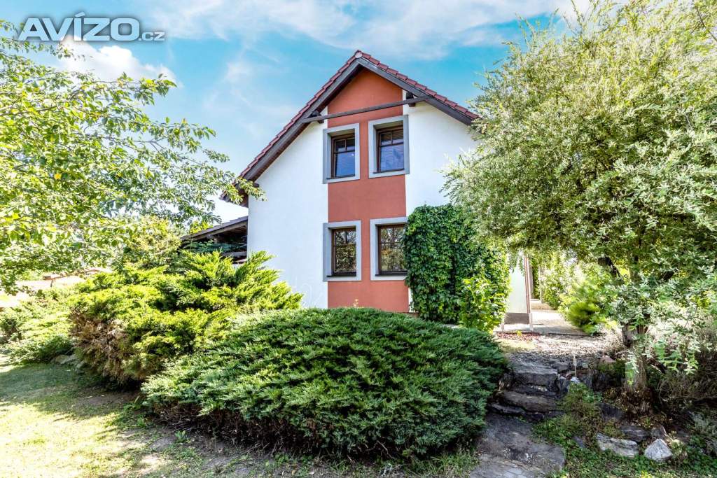 Foto inzerátu Krásná vilka 5+kk s bazénem, Poříčany