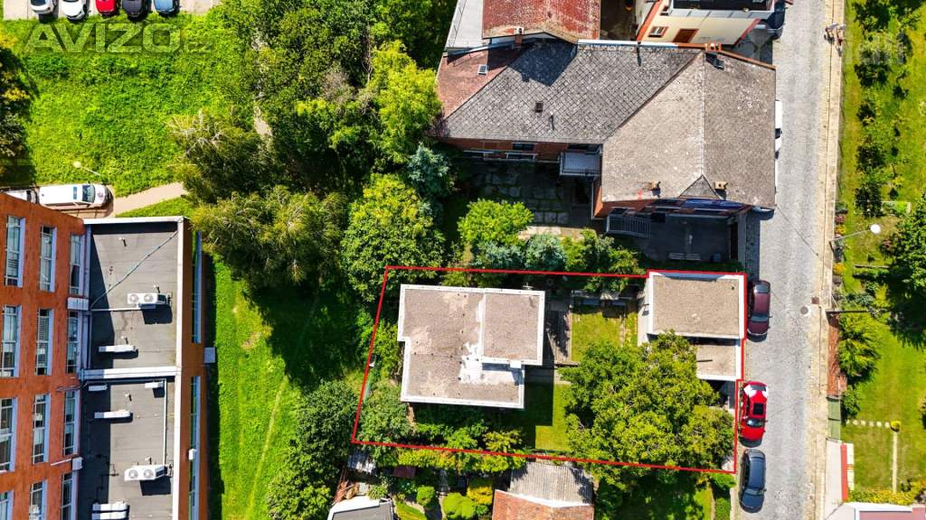 Foto inzerátu Rodinný dům 5+2 se zahradou, garáží a nebytovou jednotkou - Zlín, Prštné