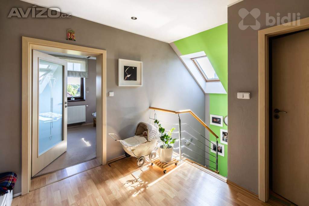 Foto inzerátu Krásná vilka 5+kk s bazénem, Poříčany