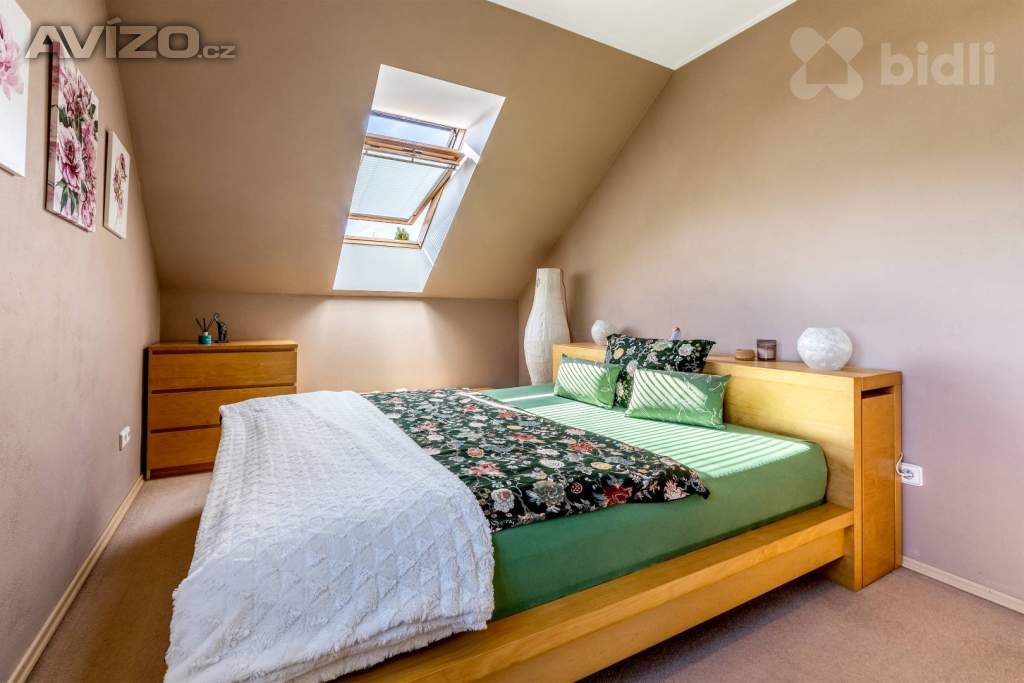 Foto inzerátu Krásná vilka 5+kk s bazénem, Poříčany