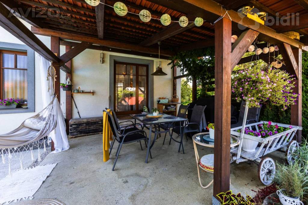 Foto inzerátu Krásná vilka 5+kk s bazénem, Poříčany