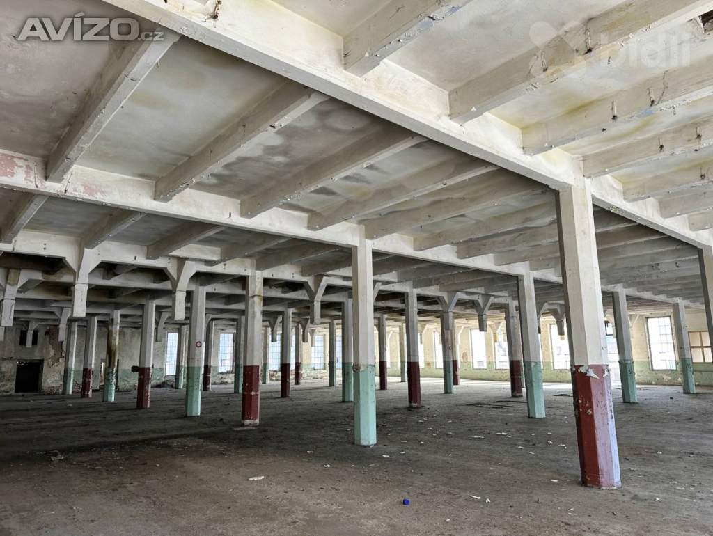 Foto inzerátu Průmyslový areál Velké Hamry - 11 000 m2 užitné plochy