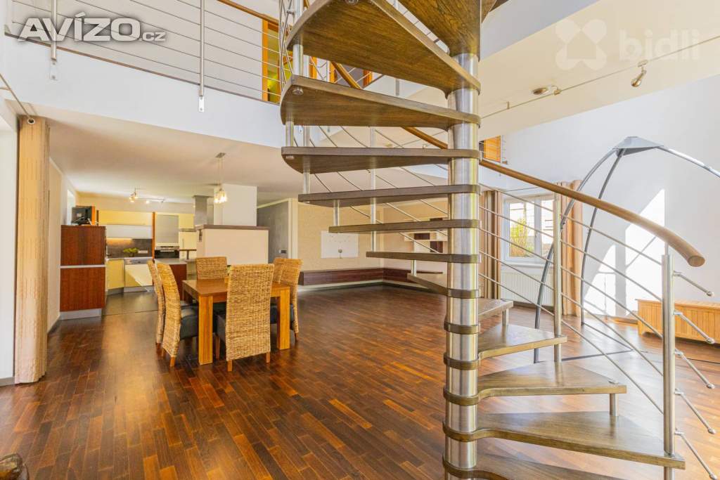 Foto inzerátu Prodej rodinného domu 5+kk, 282 m2 ,pozemek 1534 m2,Srubec u Českých Budějovic