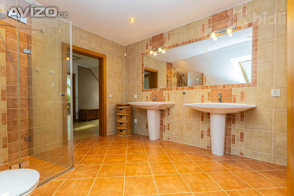 Foto inzerátu Prodej rodinného domu 5+kk, 282 m2 ,pozemek 1534 m2,Srubec u Českých Budějovic