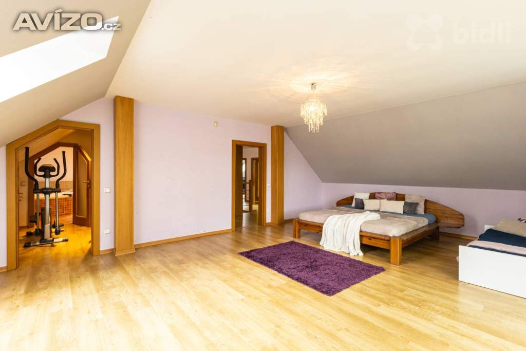 Foto inzerátu Prodej rodinného domu 5+kk, 282 m2 ,pozemek 1534 m2,Srubec u Českých Budějovic