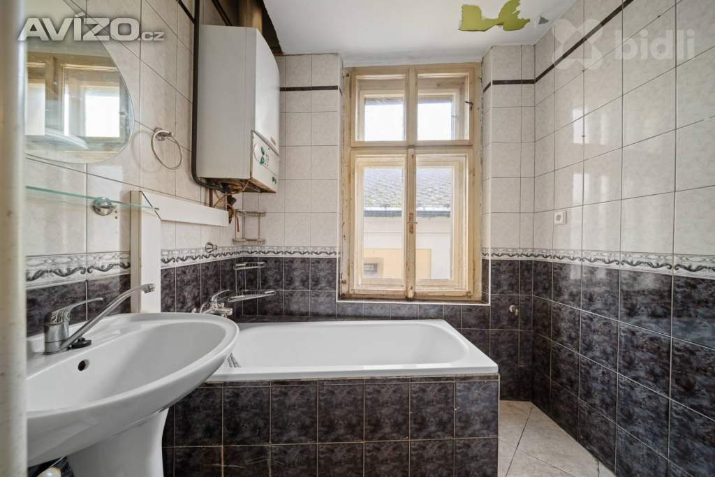 Foto inzerátu Prostorný byt 4+1 ve skvělé lokalitě u centra - Dvůr Králové n. L.