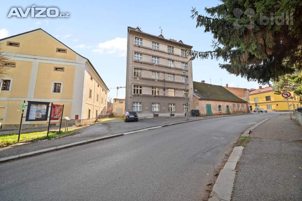 Foto inzerátu Prostorný byt 4+1 ve skvělé lokalitě u centra - Dvůr Králové n. L.