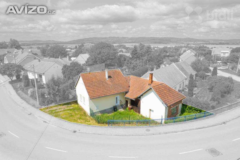 Foto inzerátu Rodinný dům 1+kk, UP 70 m2, CP 181 m2, obec Cetkovice