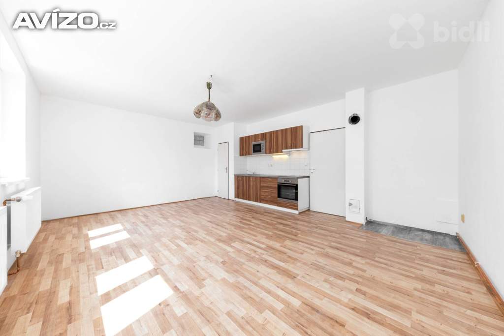 Foto inzerátu Rodinný dům 1+kk, UP 70 m2, CP 181 m2, obec Cetkovice