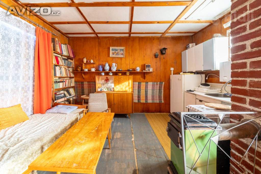 Foto inzerátu Prodej chaty se stavebním pozemkem, Praha 12, Točná, 412 m2, 6 990 000,-Kč