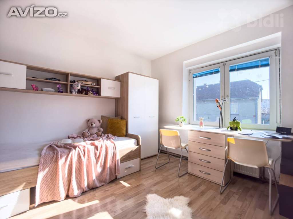 Foto inzerátu Prodej rodinného domu s pneuservisem a kadeřnictvím