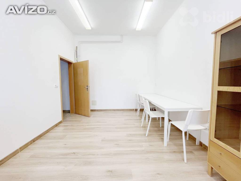 Foto inzerátu Podnájem komerčního prostoru v centru Třeboně.