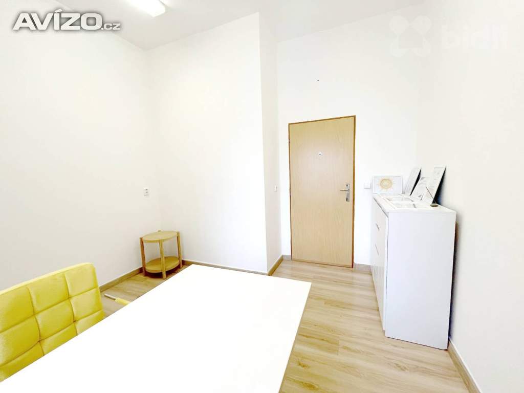 Foto inzerátu Podnájem komerčního prostoru v centru Třeboně.