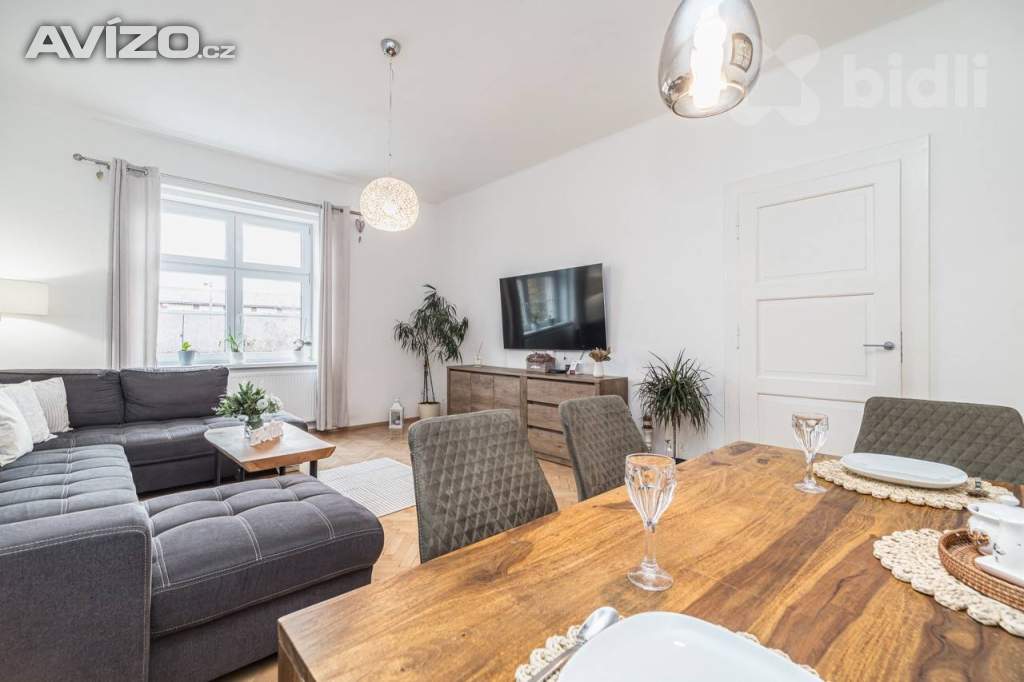 Byt 3+1 po rekonstrukci, Praha 7 - Holešovice