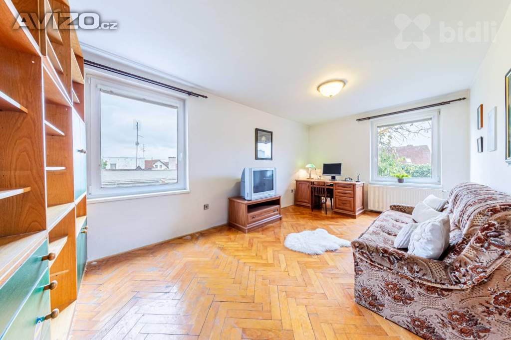 Foto inzerátu Na prodeji prostorný rodinný dům 6+1 v Českých Budějovicích