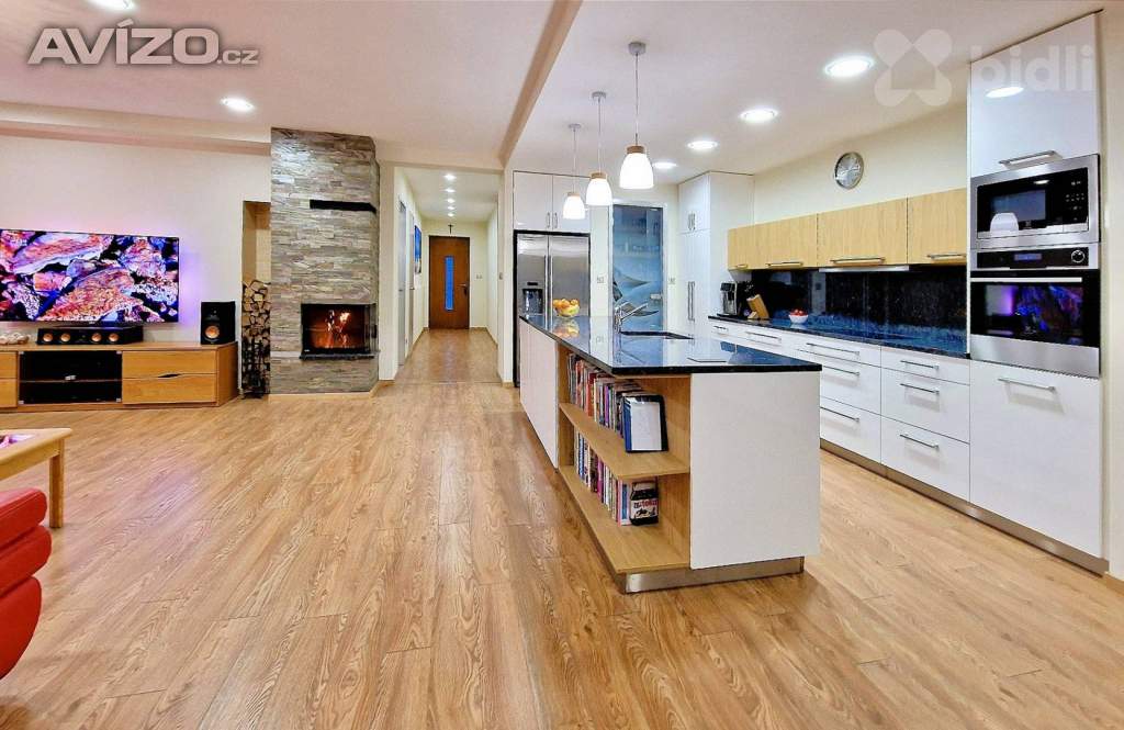 Foto inzerátu Prodej vily 220 m2, pozemek 1243 m2, Lužická, Šternberk