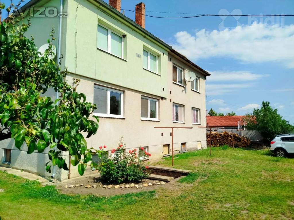 Byt 3+kk s garáží, sklepy a potenciálem - Čejkovice, okres Znojmo