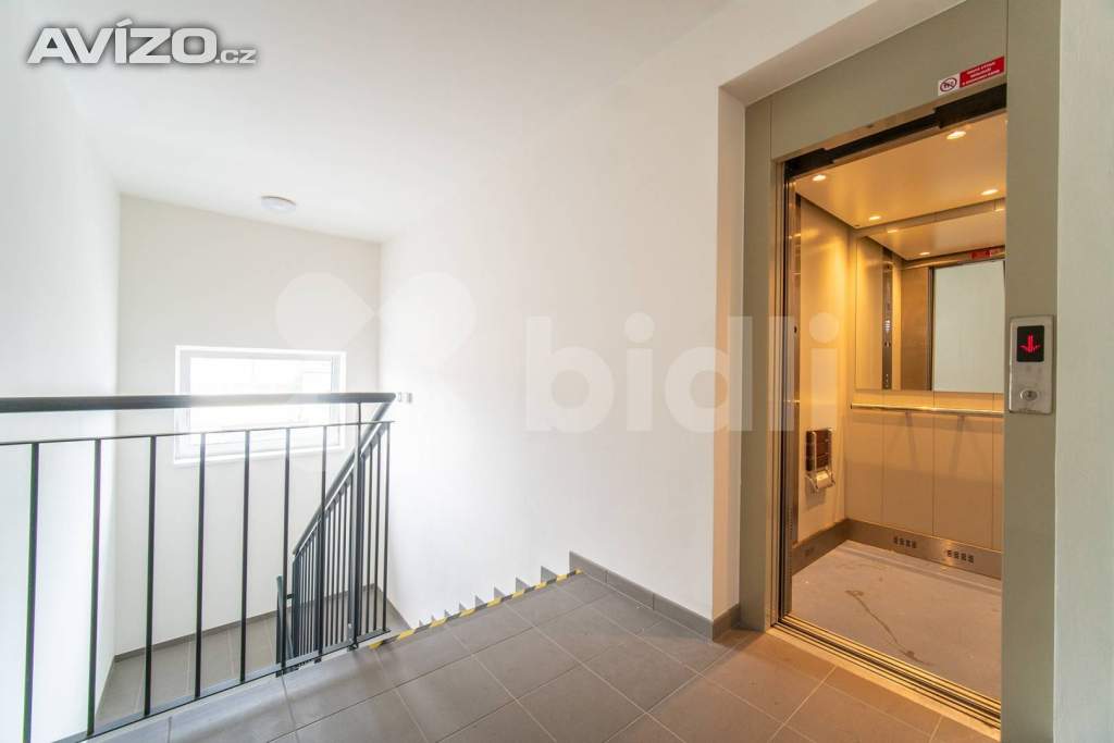 Foto inzerátu Pronájem bytu 2kk, 45 m2, Toužimská, Praha 9