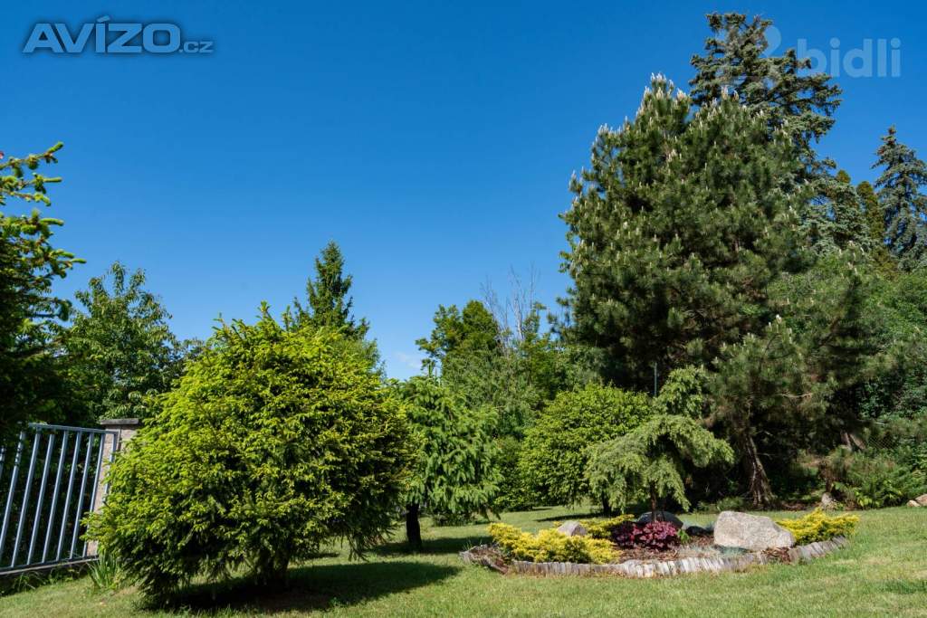 Foto inzerátu Elegantní rodinný dům uprostřed přírody s moderními technologiemi v Kamenici Ládví