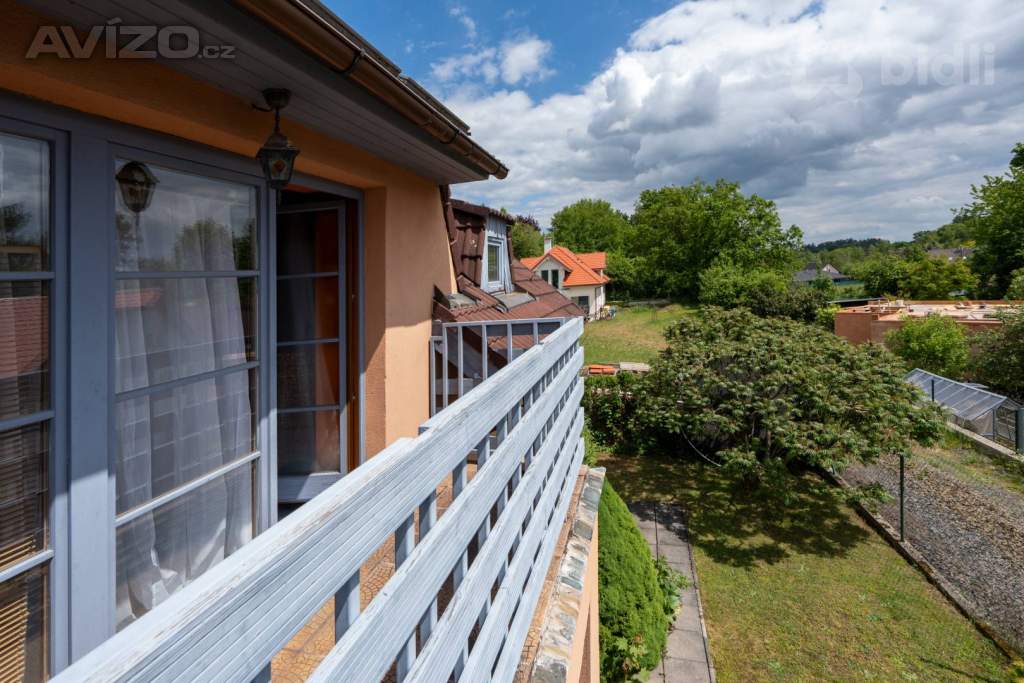 Foto inzerátu Elegantní rodinný dům uprostřed přírody s moderními technologiemi v Kamenici Ládví