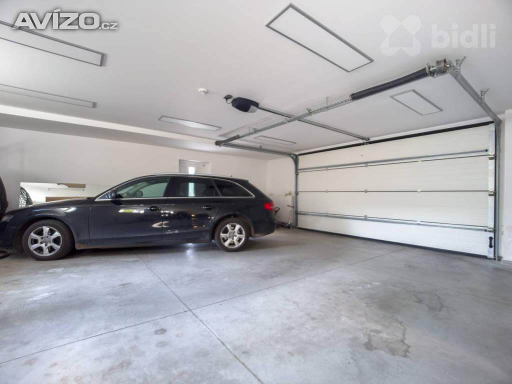 Foto inzerátu Prodej výjimečného domu 4+kk s terasou a zahradou - Roudnice nad Labem