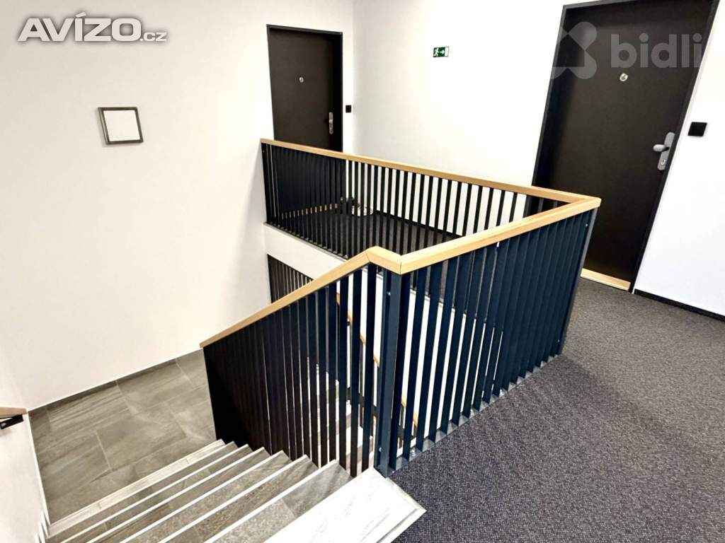 Foto inzerátu Pronájem, Byt 2+Kk, 57m2 s garážovým stáním, Husova ulice,  Pardubice,