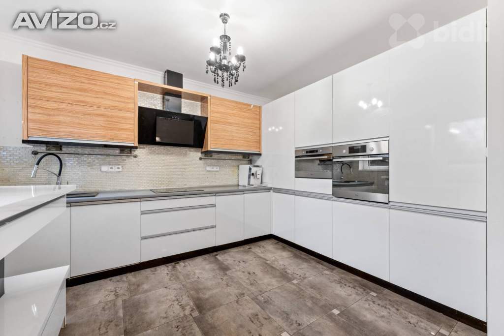 Foto inzerátu vila 5kk, 170m2, s maximálním soukromím a zároveň v centru Líbeznice