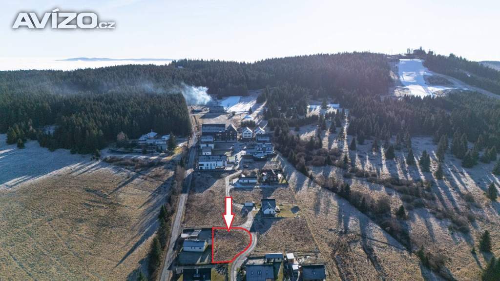 Prodej stavebního pozemku s výhledem na skiareál Plešivec - Abertamy